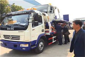南郑汽车道路救援拖车价格